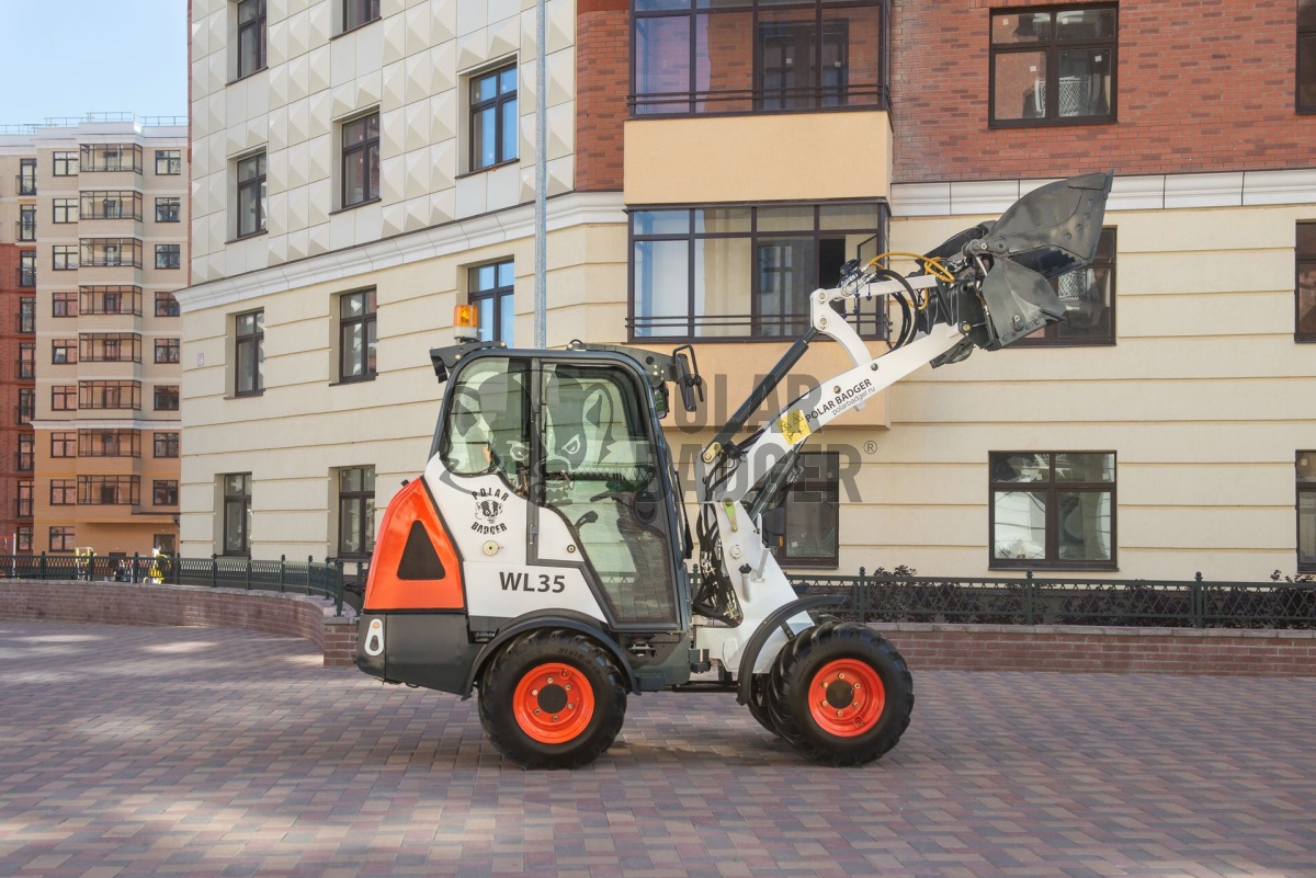 Мини-погрузчик Polar Badger WL35 «Базовый»